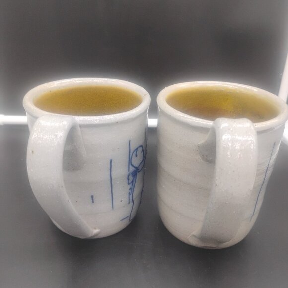 Lot of 2 Salmon Falls Stoneware Helen Berg's Christmas Bear Mugs. Signed - Picture 5 of 9